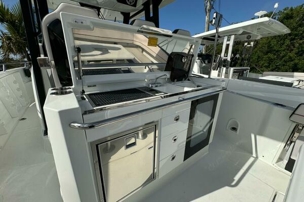 34ft Jeanneau Yacht For Sale