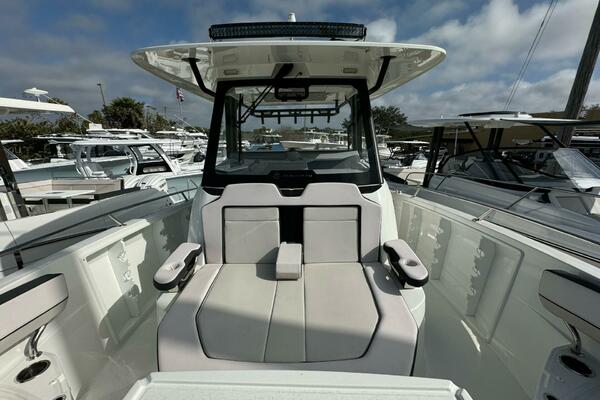 34ft Jeanneau Yacht For Sale