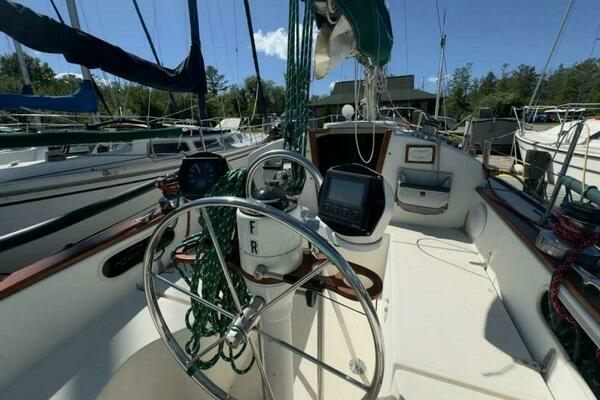 Photo of the 1979 Sabre 28
