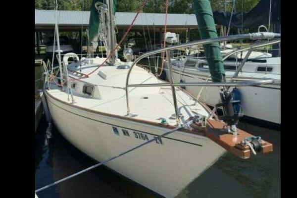Photo of the 1979 Sabre 28