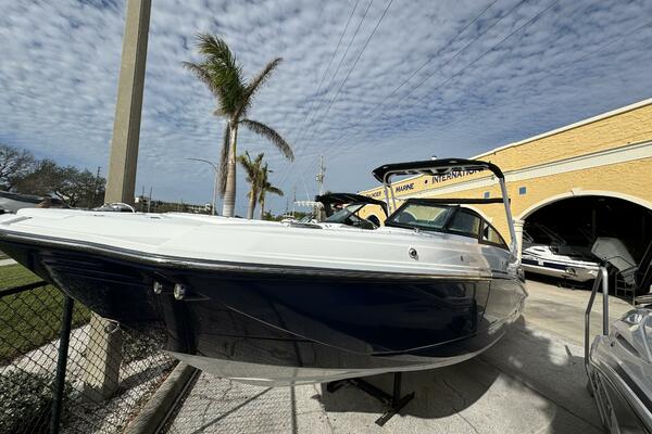 27ft Monterey Yacht For Sale 27ft Monterey Yacht For Sale