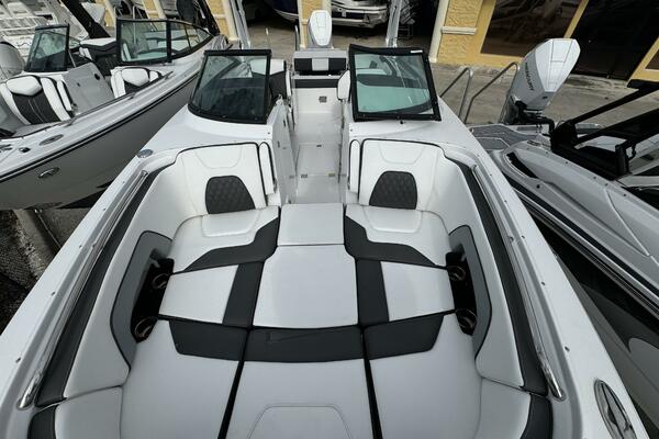 27ft Monterey Yacht For Sale 27ft Monterey Yacht For Sale