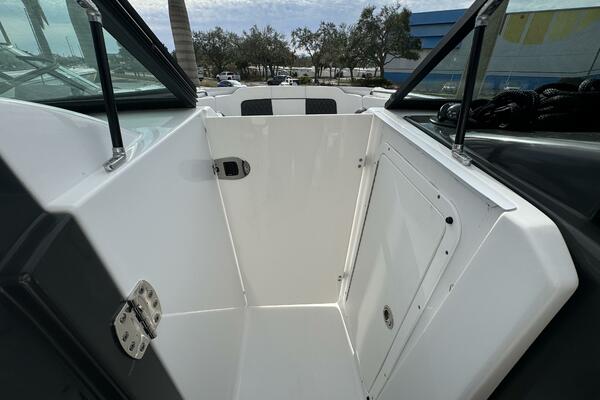 27ft Monterey Yacht For Sale 27ft Monterey Yacht For Sale