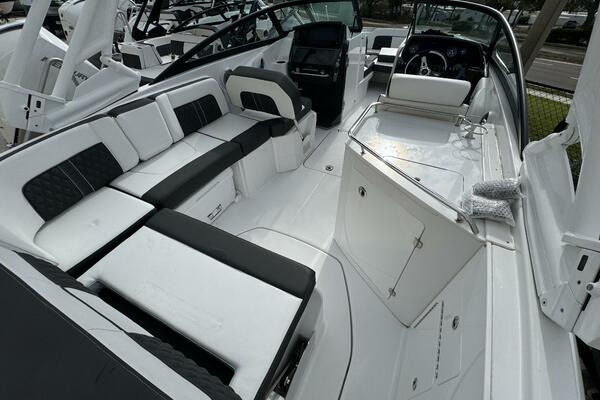 27ft Monterey Yacht For Sale 27ft Monterey Yacht For Sale