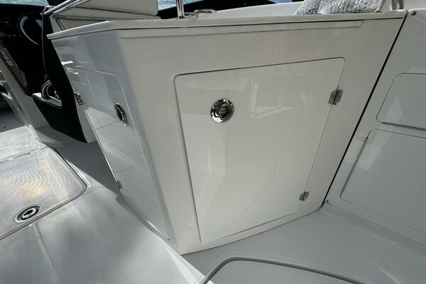27ft Monterey Yacht For Sale 27ft Monterey Yacht For Sale