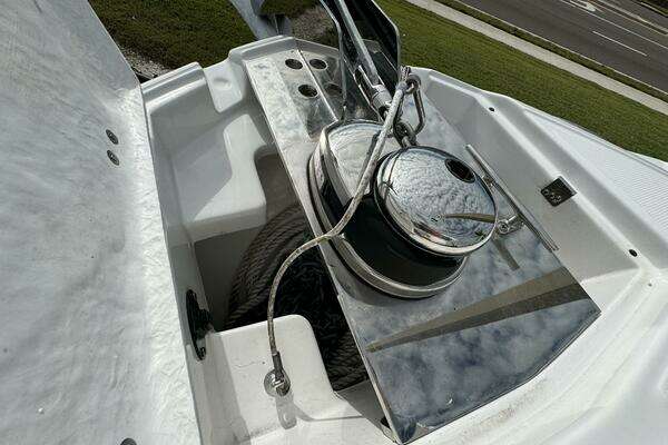 Monterey M-65 Yacht For Sale