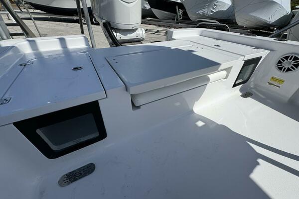25ft Sportsman Yacht For Sale 25ft Sportsman Yacht For Sale