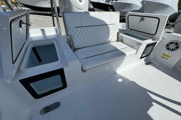 25ft Sportsman Yacht For Sale 25ft Sportsman Yacht For Sale