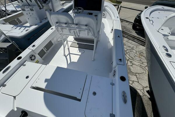 25ft Sportsman Yacht For Sale 25ft Sportsman Yacht For Sale