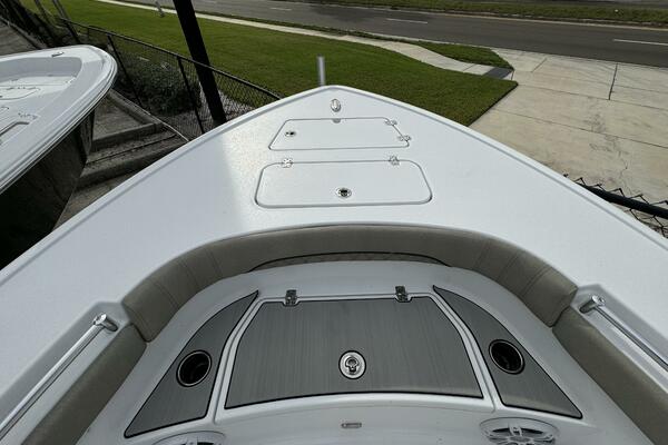 27ft Sportsman Yacht For Sale 27ft Sportsman Yacht For Sale