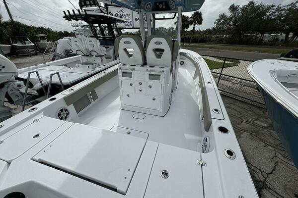 27ft Sportsman Yacht For Sale 27ft Sportsman Yacht For Sale