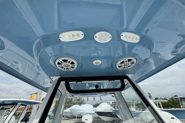 27ft Sportsman Yacht For Sale 27ft Sportsman Yacht For Sale