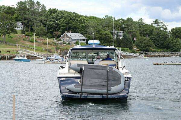 2012 Tiara Yachts 31