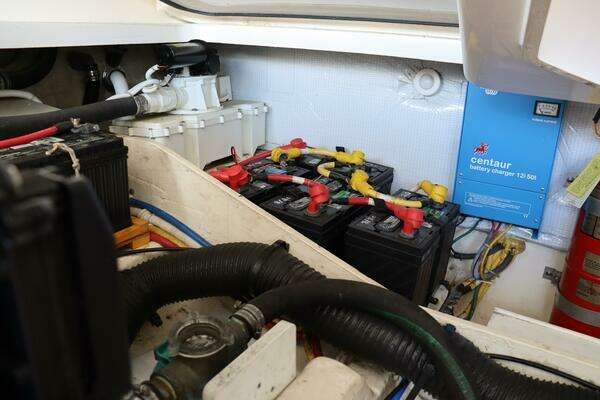 2012 Tiara Yachts 31