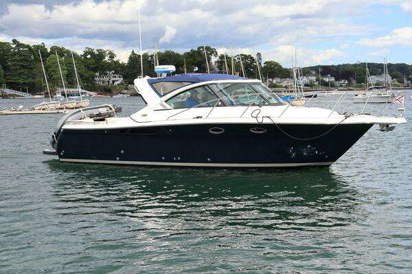 2012 Tiara Yachts 31