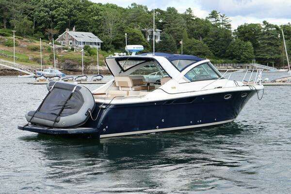 2012 Tiara Yachts 31