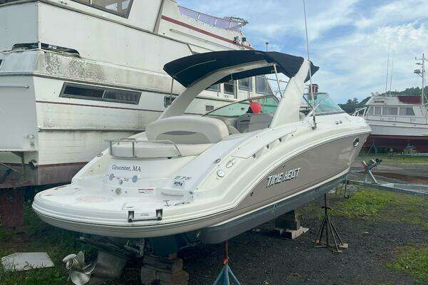 Photo of the 2007 Chaparral 275 SSi "Time Heist"