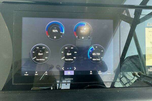 1996 Tiara Yachts 43