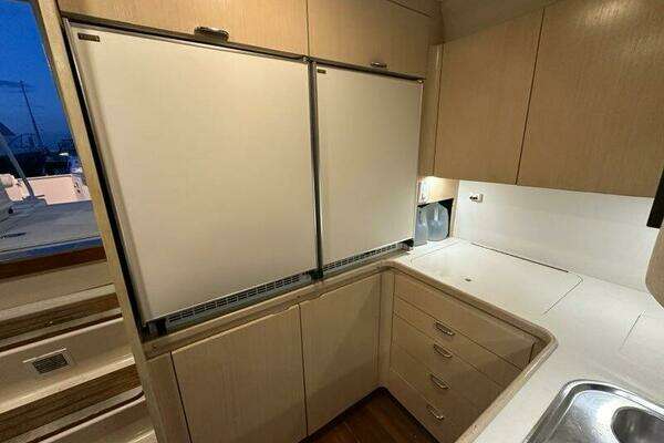 1996 Tiara Yachts 43