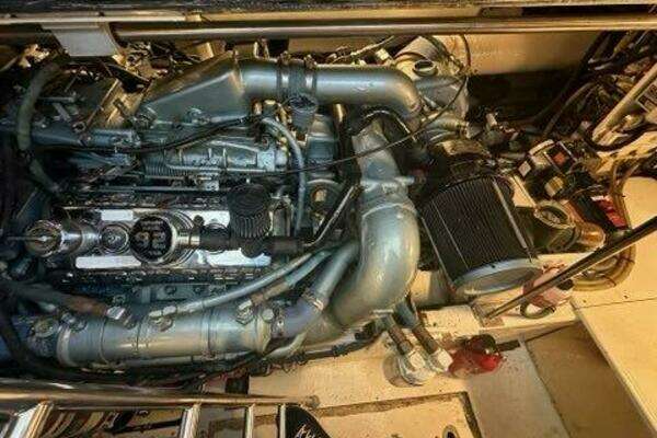 1996 Tiara Yachts 43