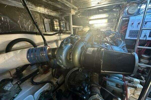 1996 Tiara Yachts 43