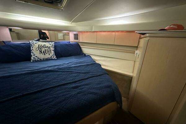 1996 Tiara Yachts 43