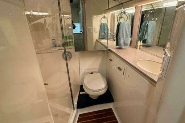 1996 Tiara Yachts 43