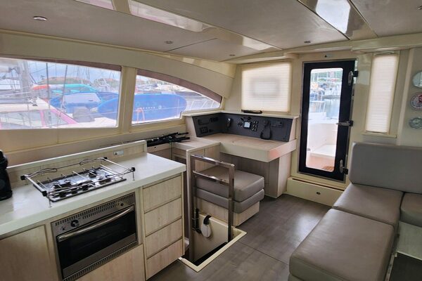 51ft Leopard Yacht For Sale 51ft Leopard Yacht For Sale