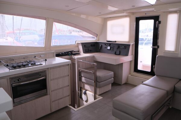51ft Leopard Yacht For Sale 51ft Leopard Yacht For Sale