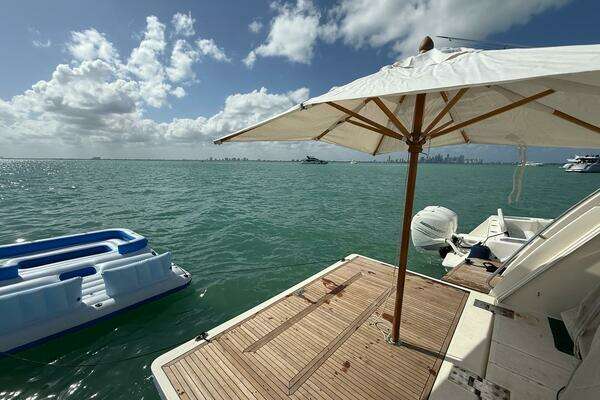 Ferretti Yachts 800 Yacht For Sale