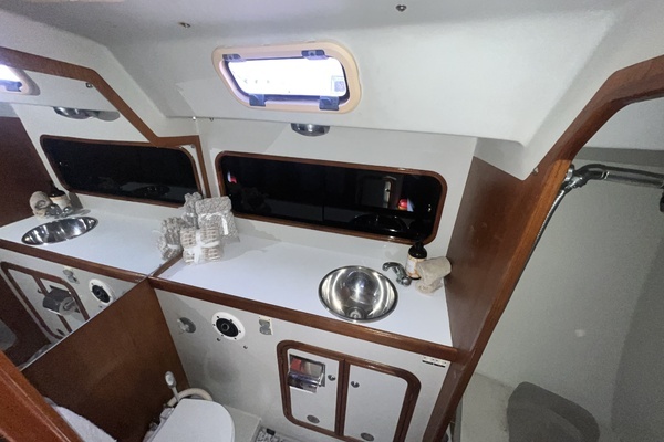 Santa Cruz 52 Yacht For Sale