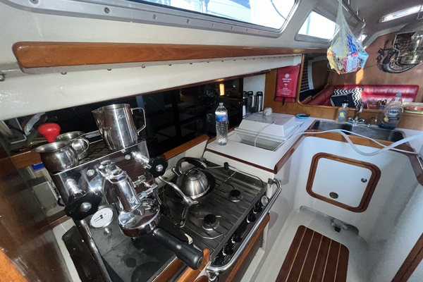 MEDUSA 52ft Santa Cruz Yacht For Sale