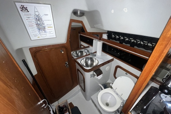 Santa Cruz 52 Yacht For Sale