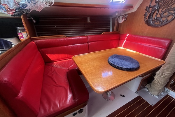 Santa Cruz 52 Yacht For Sale