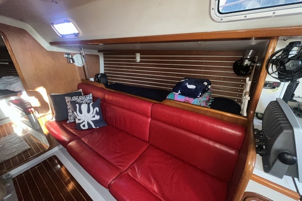 Santa Cruz 52 Yacht For Sale
