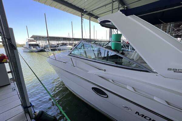 Photo of the 2009 Monterey 280 SC "Chaparrita"
