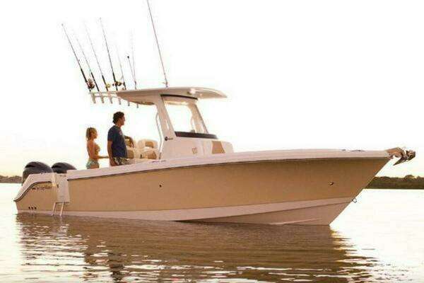 Photo of the 2025 Edgewater 262CC