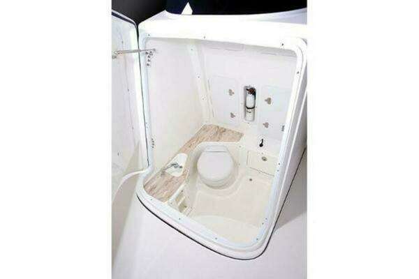 Photo of the 2025 Edgewater 262CC