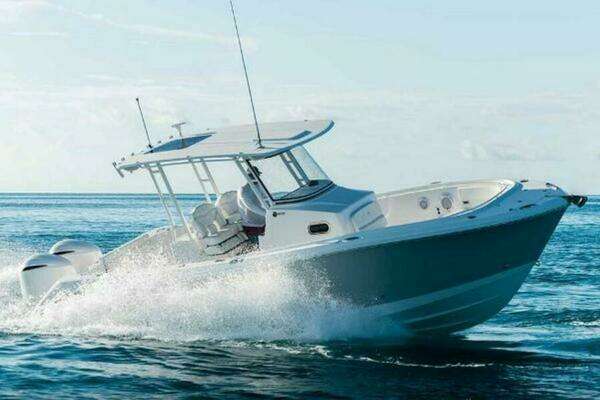 Photo of the 2025 Edgewater 285CC