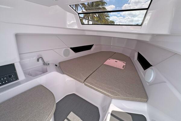25ft Axopar Yacht For Sale 25ft Axopar Yacht For Sale