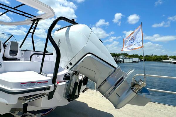 25ft Axopar Yacht For Sale 25ft Axopar Yacht For Sale