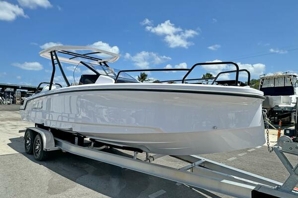 25ft Axopar Yacht For Sale 25ft Axopar Yacht For Sale