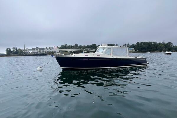 Barbican V 36ft MJM Yacht For Sale