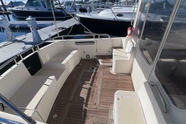 Barbican V 36ft MJM Yacht For Sale
