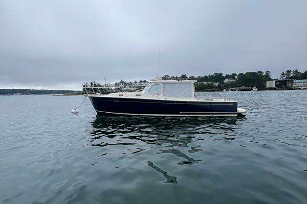 MJM 36z Downeast Yacht For Sale