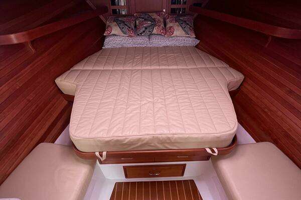 MJM 36z Downeast Yacht For Sale