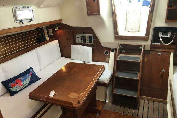 Salty Kat   Pirate 30ft Nonsuch Yacht For Sale