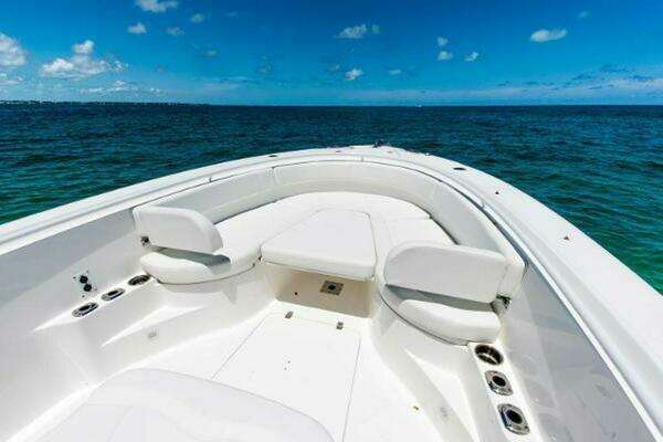 Photo of the 2025 Edgewater 325CC