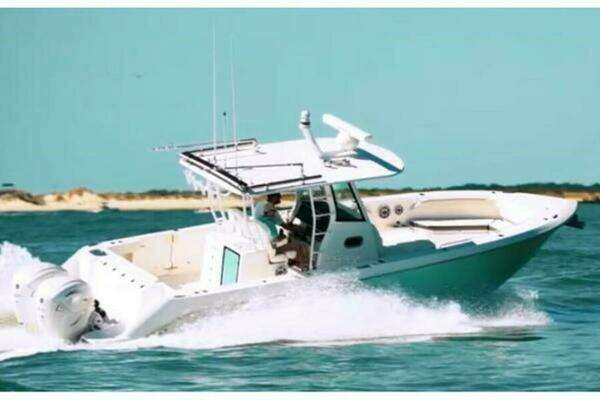 Photo of the 2025 Edgewater 340CC