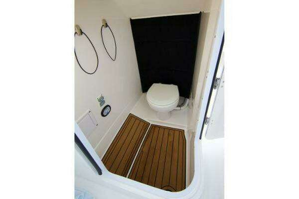 Photo of the 2025 Edgewater 230CX